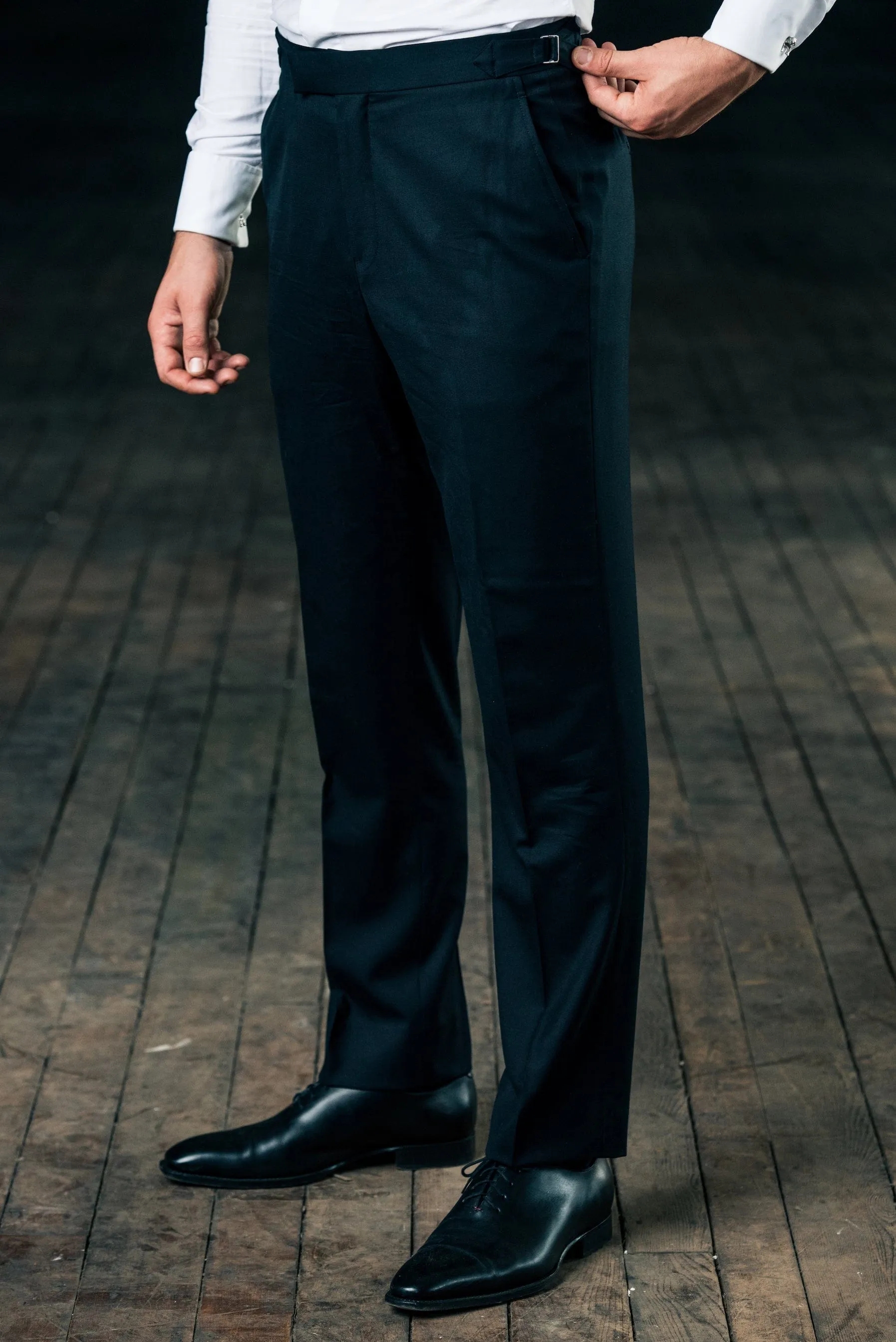 4-Season Classic Suit